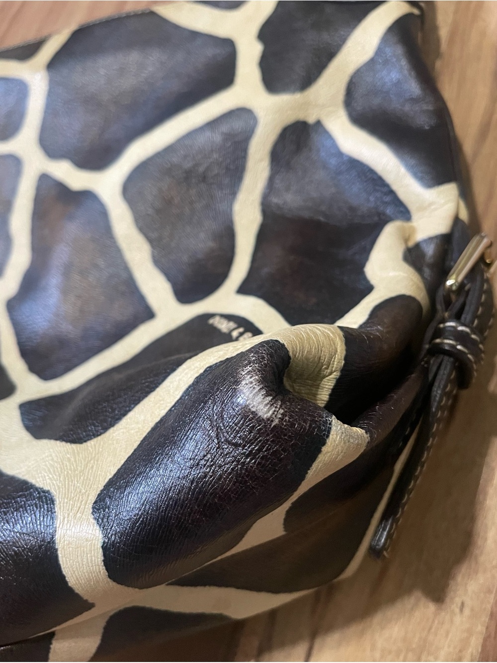 Dooney & Bourke Giraffe Print Leather Hobo Shoulder Bag Handbag - Picture 11 of 13